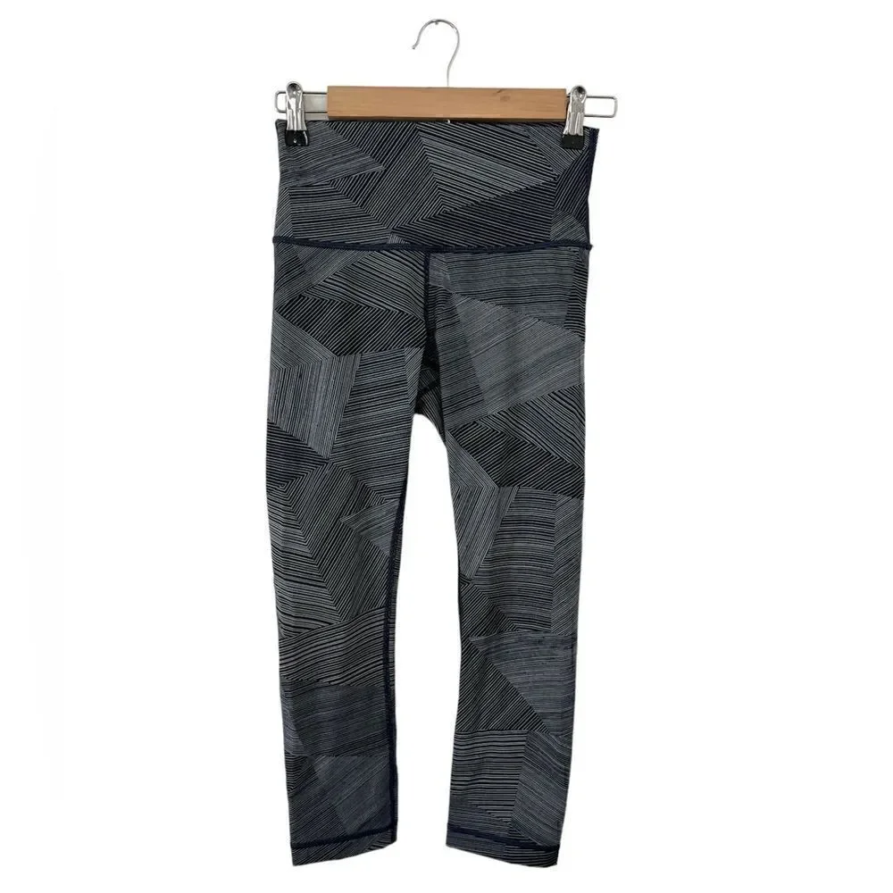 Lululemon Capri leggings EUC